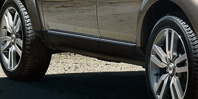 Комплект накладок из нержавеющей стали, состоящий из дверных молдингов и молдинга нижней части двери багажного отделения VPLAB0044